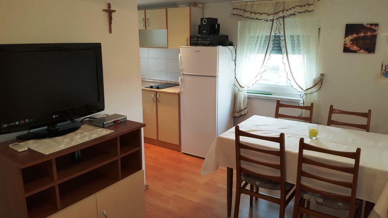 Marina Apartment Biograd Na Moru Exterior photo